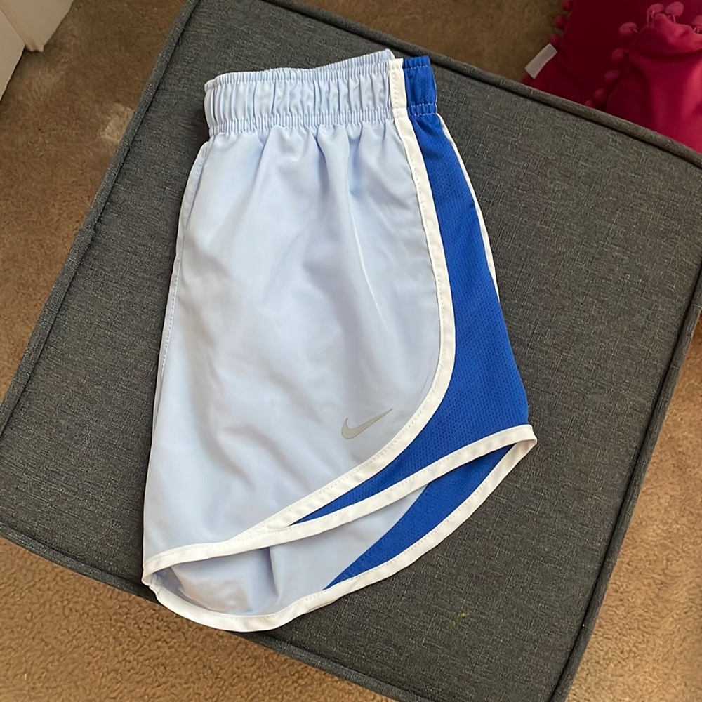 Nike tempo running shorts